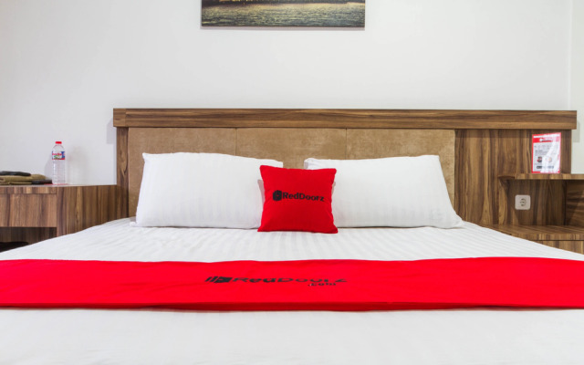 RedDoorz Plus near Sukajadi 2