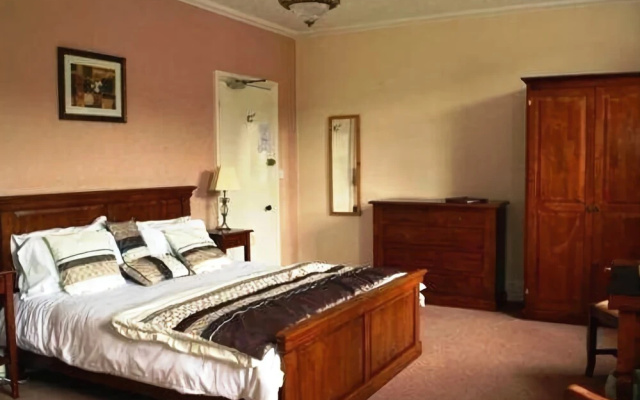 Clennell Hall Hotel