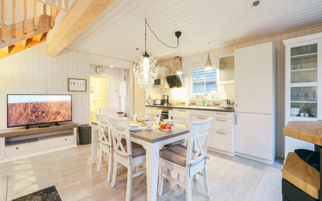 Beautiful Home in Zerpenschleuse With 2 Bedrooms and Wifi