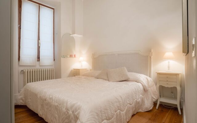 Апартаменты Novella Apartments – Vacchereccia Флоренция комната для гостей