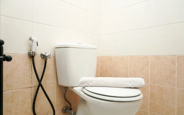 Comfy 3BR Apartment at Mediterania Gajah Mada By Travelio