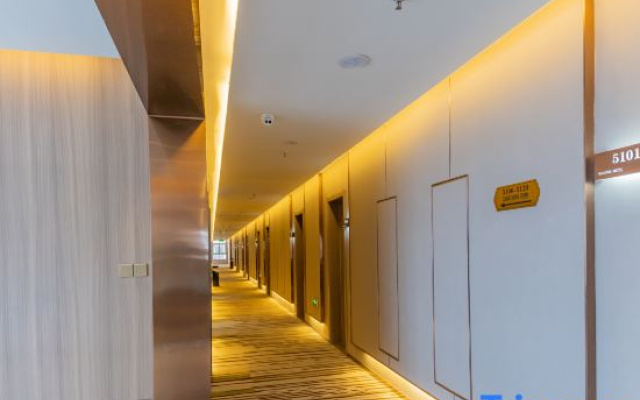 Huahong City Business Hotel