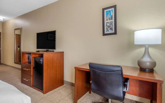 Comfort Inn & Suites McComb
