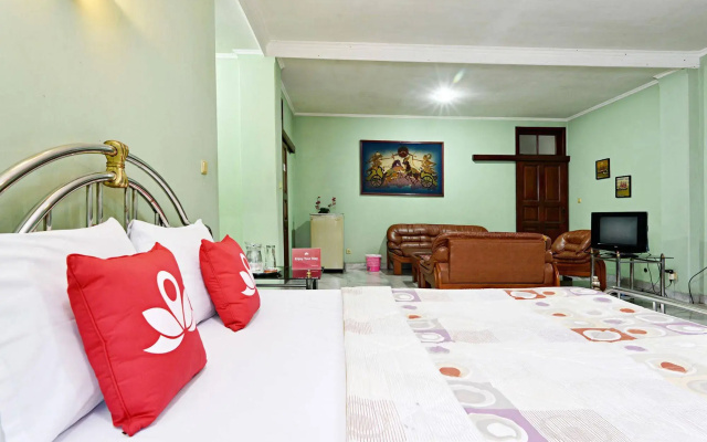 Zenrooms Villa Duta