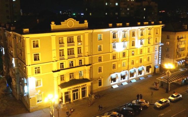 Гостиница Амур в Хабаровске 2 отзыва об отеле, цены и фото номеров - забронировать гостиницу Амур онлайн Хабаровск вид на фасад