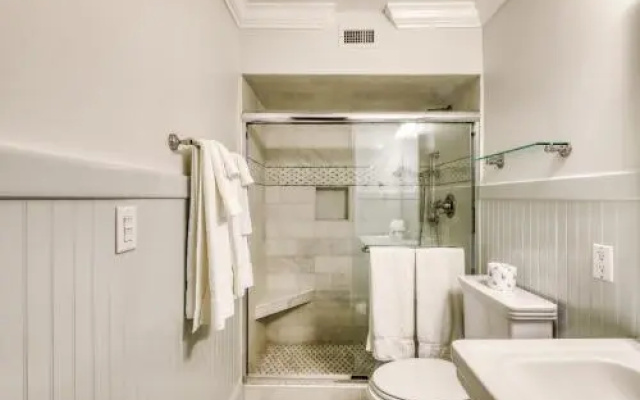 4285 Mariner's Watch Villa