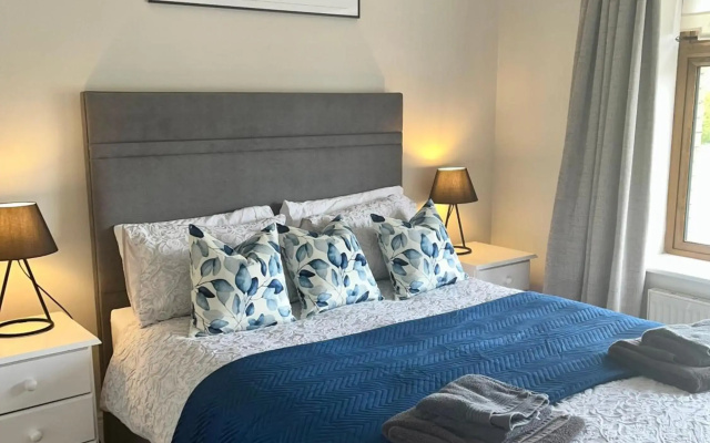 Carraig House