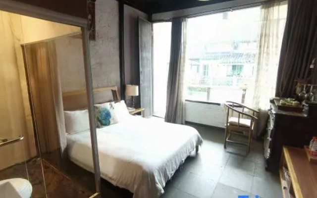 Shanghai ChenShijian Inn (Zhujiajiao Donghu Street)