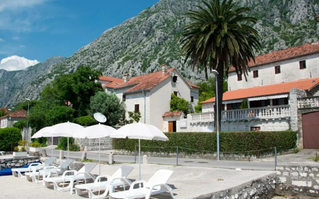Apartments Radonicic