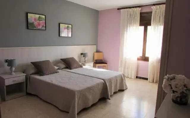 Hostal Can Bassalis