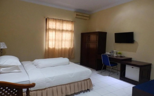 Bahari Family Hotel
