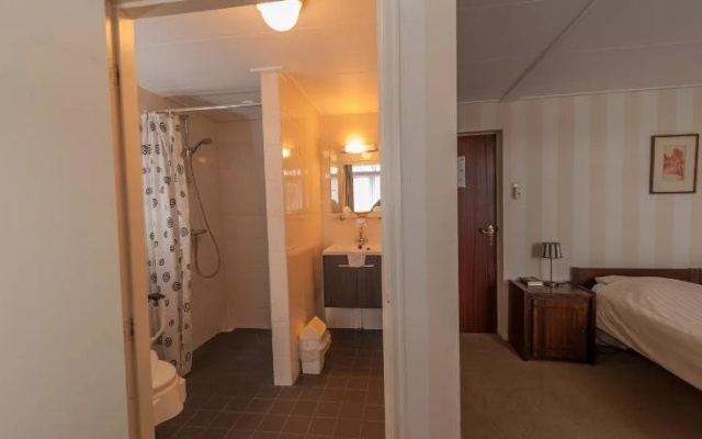 Hotel & Grandcafe LiBo