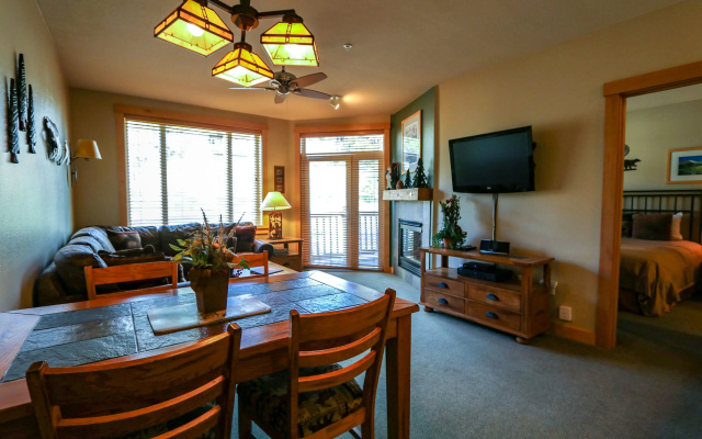 Sunstone #208 Condo