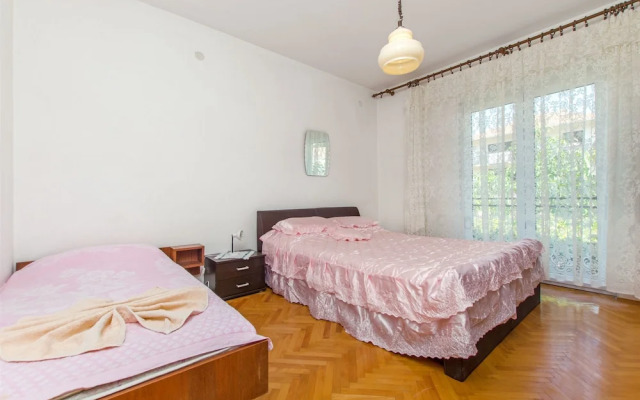 Apartments Bozjidar