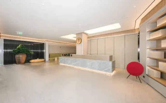 Ji Hotel (Tianjin Tucheng Metro Station)