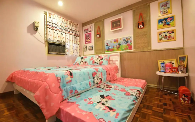 DaHong Theme House