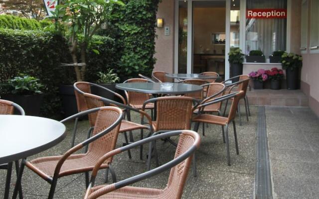 Hotel Ganslhof Зальцбург вид на фасад