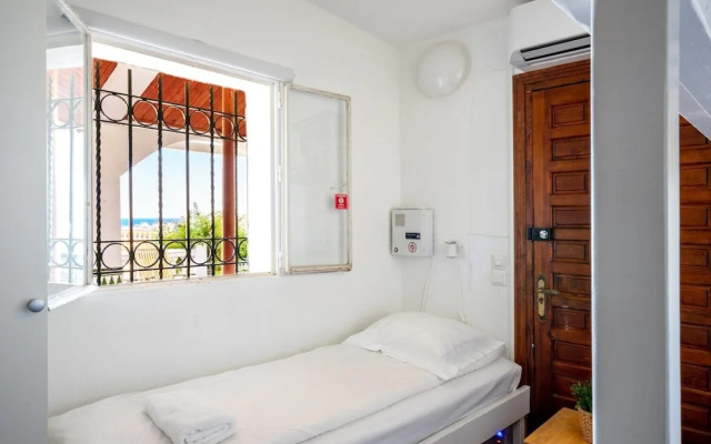 Wonderful Villa with Private Pool in Fuengirola Ref 110