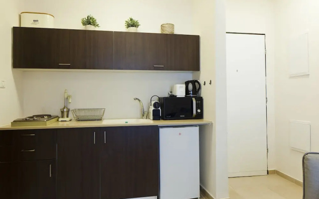 TLV Suites By The Sea - 2 Rooms
