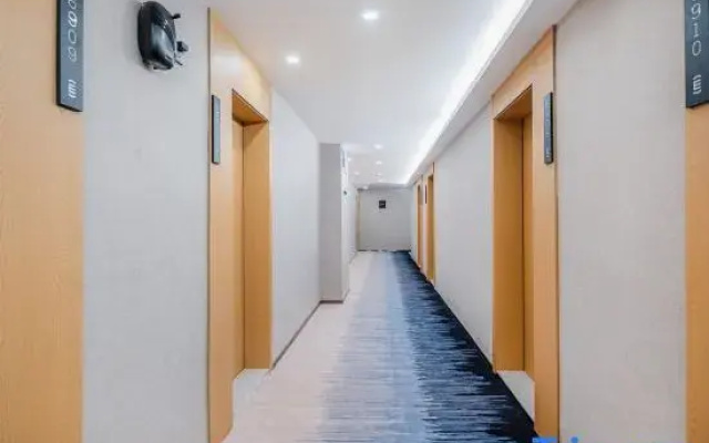 Yilong Anyue Hotel