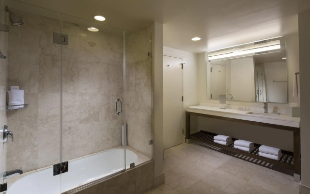Courtyard by Marriott Miami Dadeland