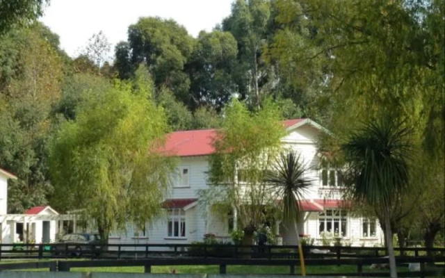 Willow Lodge B&B