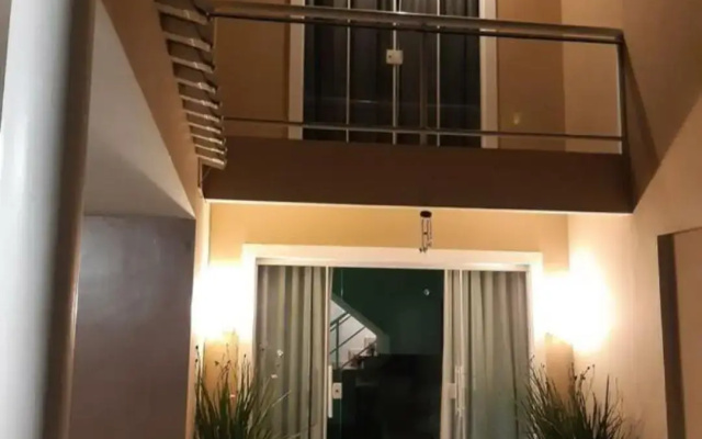 Serra Mar Suítes,Lofts, e casas à 300 metros das praias