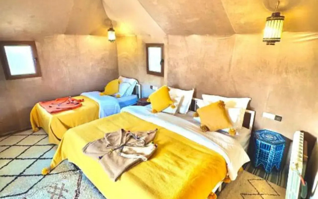 Sahara Luxury Camp