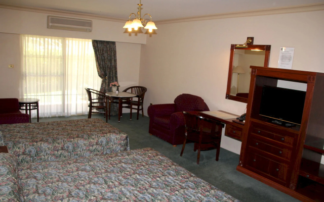 The Lawson Riverside Suites