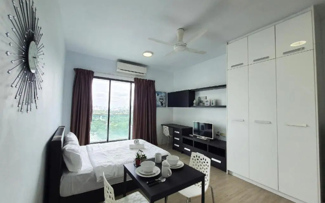 PJ The Grand by SkyLimit Suites