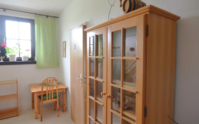 Small and Cozy Apartment in Frauenwald near Forest