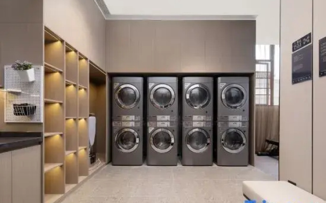 Atour Hotel Wenling Zeguo Lingyue Plaza