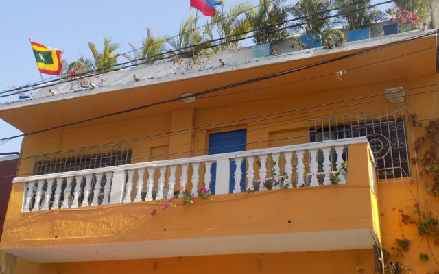 Hostal Caracoles