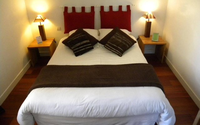 Hotel La Bastie D Urfe