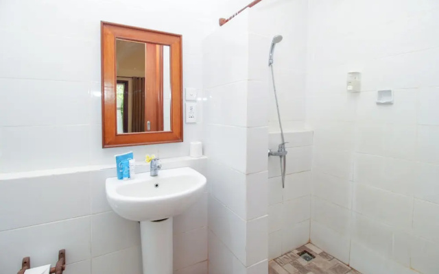 Airy Sanur Hang Tuah 84 Bali