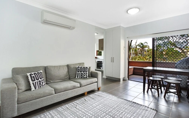 Amanda Court, Unit 2/1 Weatherly Close