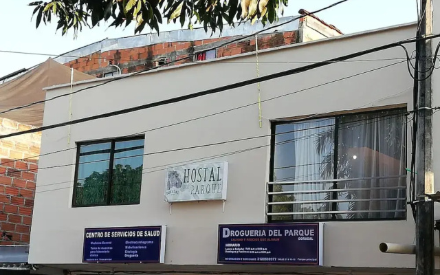 Hostal del parque Doradal