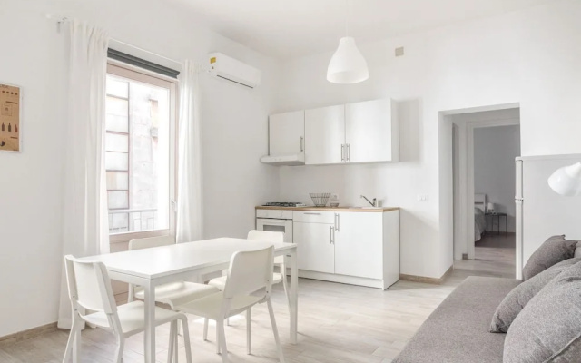 Gorgeous Apartment in Ragusa With Balcony