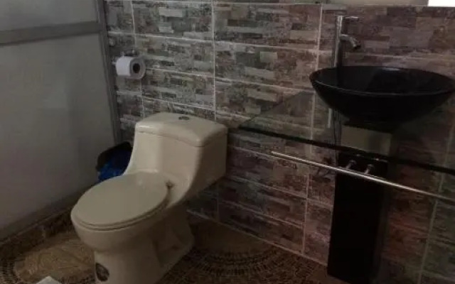 Anaconda Lodge