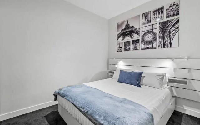Stylish and Spacious 2-bed Apartment Melbourne