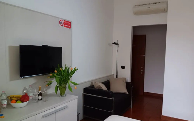 Andenis Tiber House
