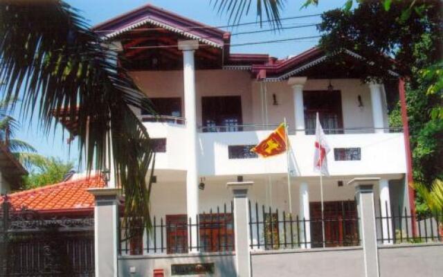 Отель Villa Jasmine вид на фасад