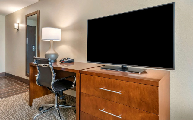 Comfort Suites Daytona Beach - Speedway