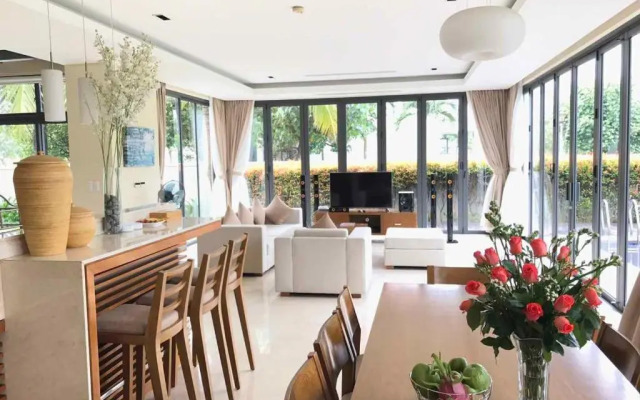 4 Bedroooms Villas