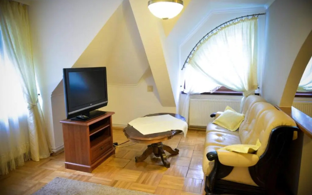 Hotel Artis