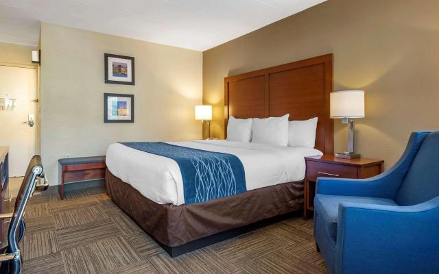 Comfort Inn Edgewater on Hudson River