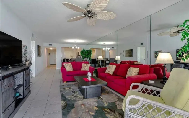 Bahia Vista 15567 - Two Bedroom Condo