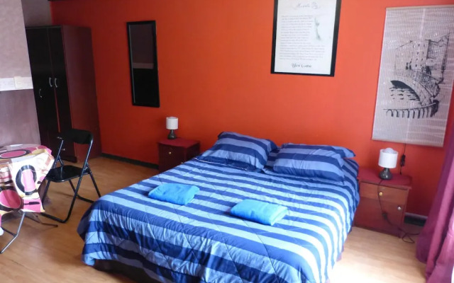 Hostal Blest Gana