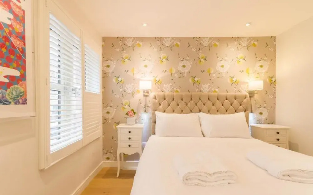 2 Bed, 2 bath flat in Covent Garden