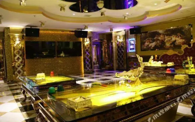 Chunlin Maike Hotel